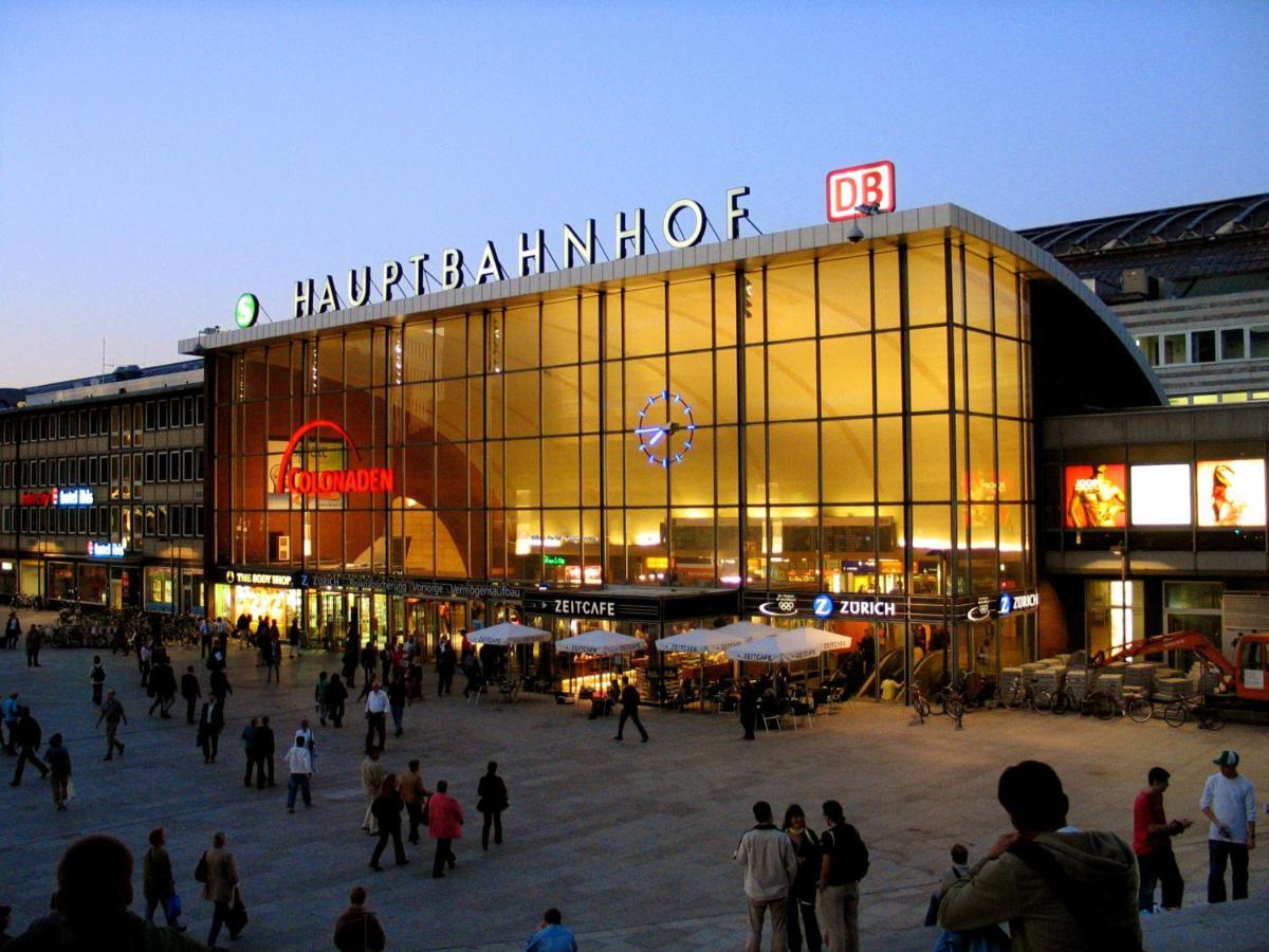 Smarty Cologne Dom Hotel - Boardinghouse - Kontaktloser Self Check-In Exterior foto