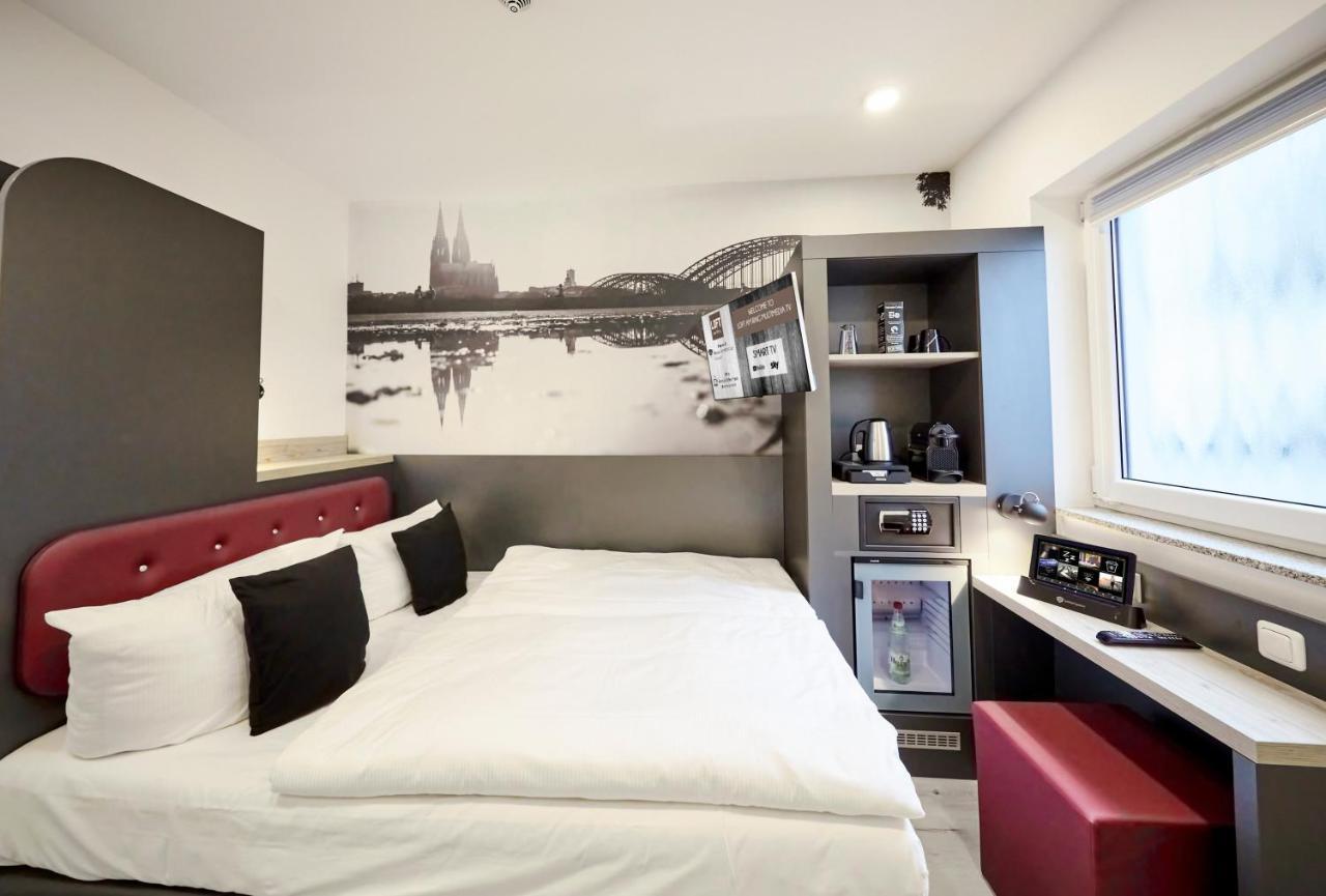 Smarty Cologne Dom Hotel - Boardinghouse - Kontaktloser Self Check-In Exterior foto