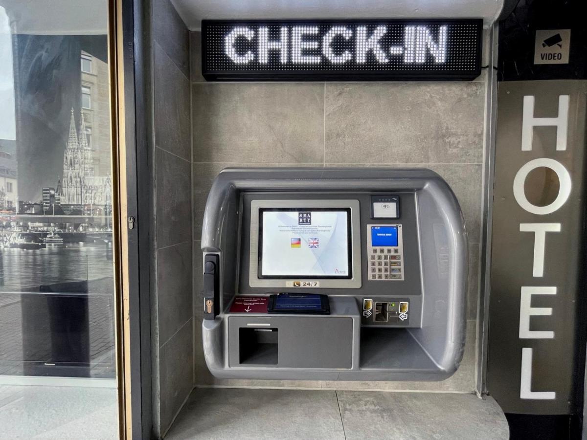 Smarty Cologne Dom Hotel - Boardinghouse - Kontaktloser Self Check-In Exterior foto