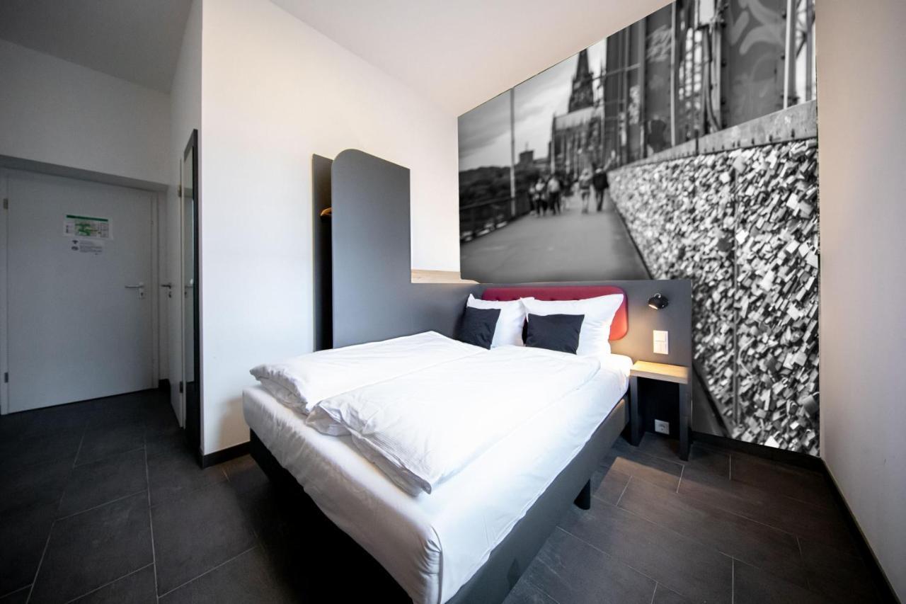 Smarty Cologne Dom Hotel - Boardinghouse - Kontaktloser Self Check-In Exterior foto