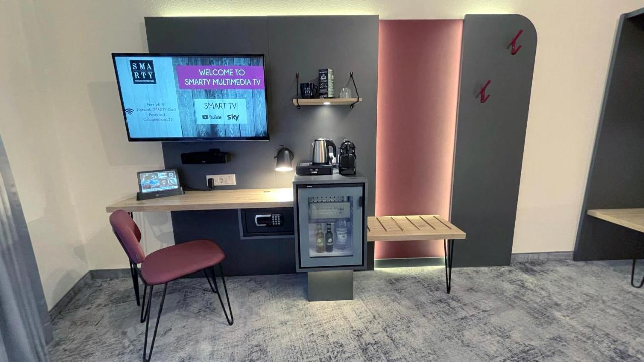 Smarty Cologne Dom Hotel - Boardinghouse - Kontaktloser Self Check-In Exterior foto