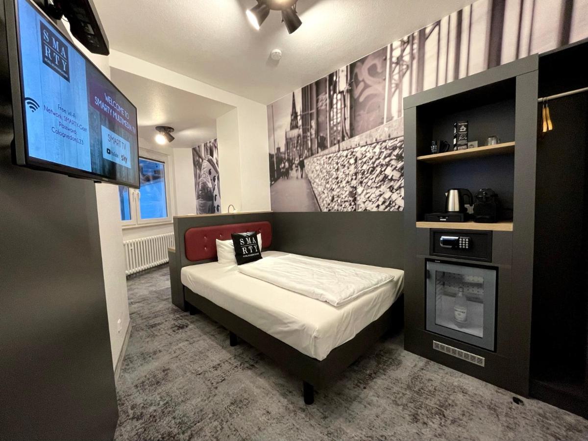 Smarty Cologne Dom Hotel - Boardinghouse - Kontaktloser Self Check-In Exterior foto