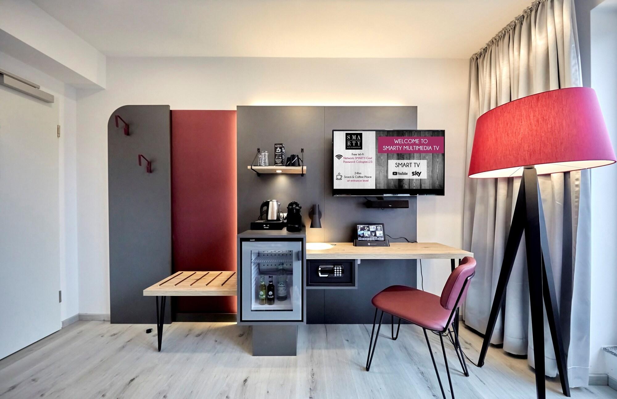 Smarty Cologne Dom Hotel - Boardinghouse - Kontaktloser Self Check-In Exterior foto
