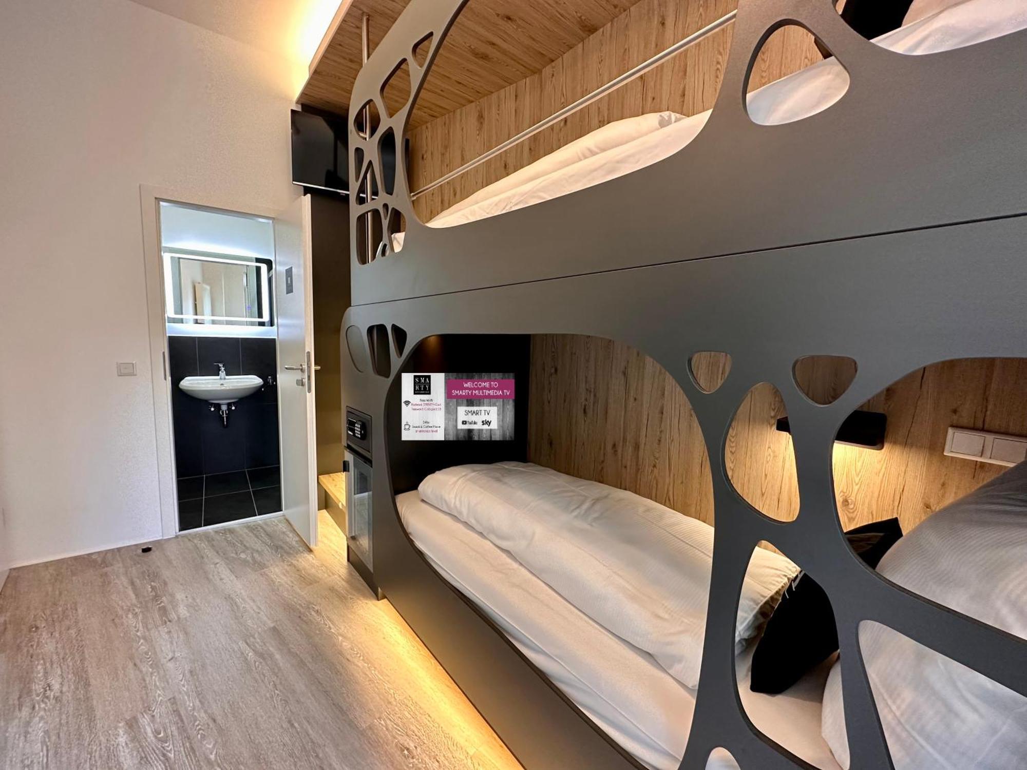 Smarty Cologne Dom Hotel - Boardinghouse - Kontaktloser Self Check-In Exterior foto