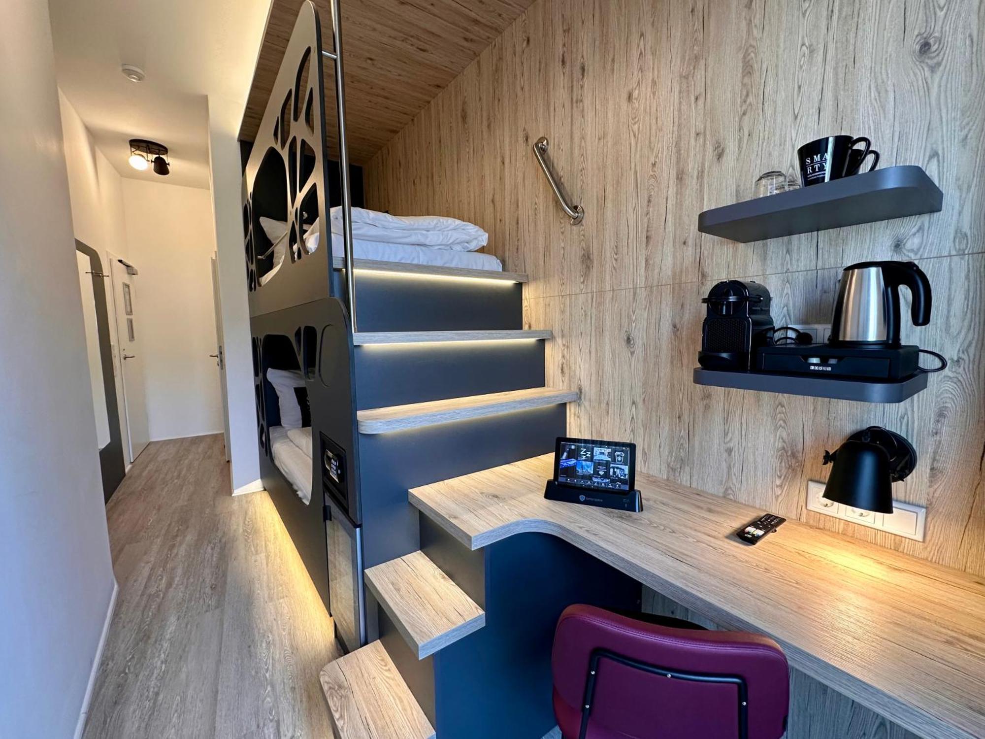 Smarty Cologne Dom Hotel - Boardinghouse - Kontaktloser Self Check-In Exterior foto
